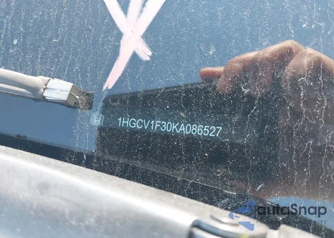 2019 Honda Accord Sport z USA, uszkodzony, nr VIN 1HGCV1F30KA086527